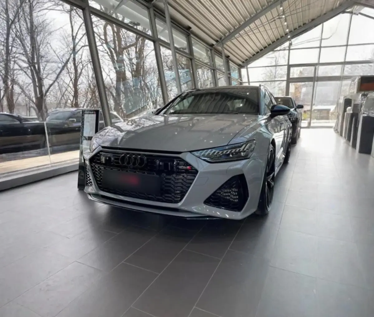 Audi RS6 Dynamic 2023 — Nice Luxury Car Rental, Nice. Audi RS6 Dynamic in Nice Louer l'Audi RS6 Dynamic à Nice, c'est choisir une voiture de…