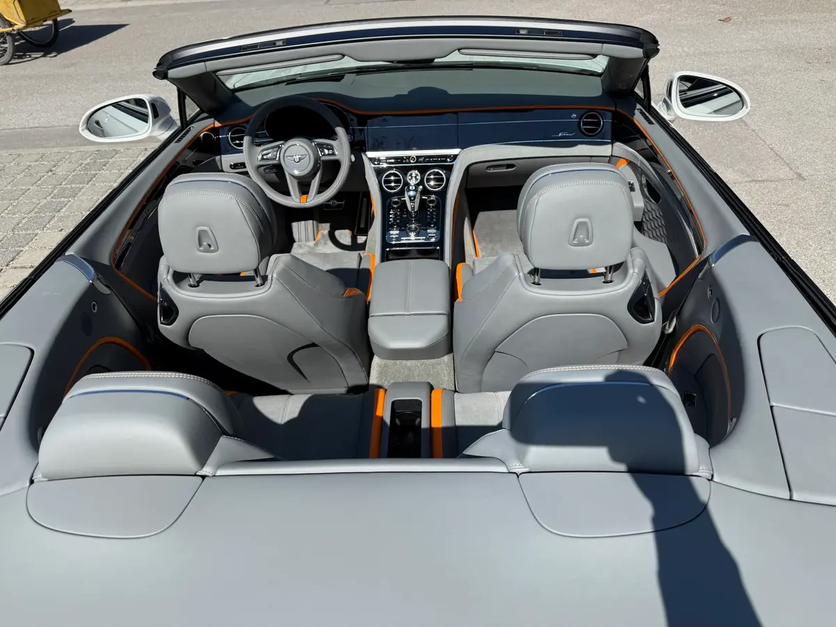 Bentley Continental GTC Speed 2025, салон — Nice Luxury Car Rental, Ницца. Bentley Continental GTC Speed in Ницца Bentley Continental GTC Speed 2025 года можно…