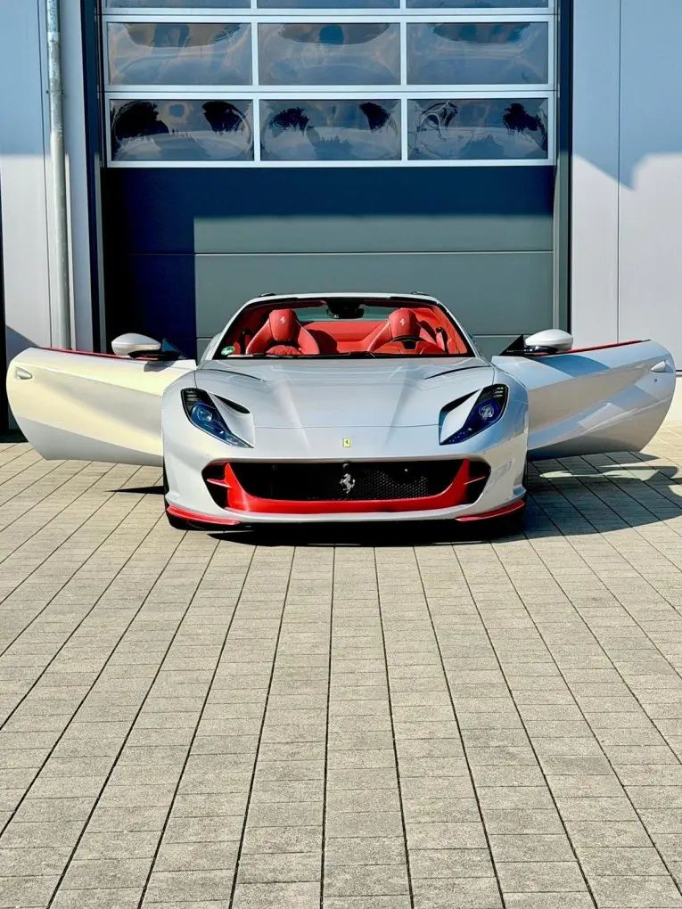 Ferrari 812 GTS 2024, extérieur — Nice Luxury Car Rental, Nice. Ferrari 812 GTS in Nice La Ferrari 812 GTS 2024 est proposée à la location à Nice comme…