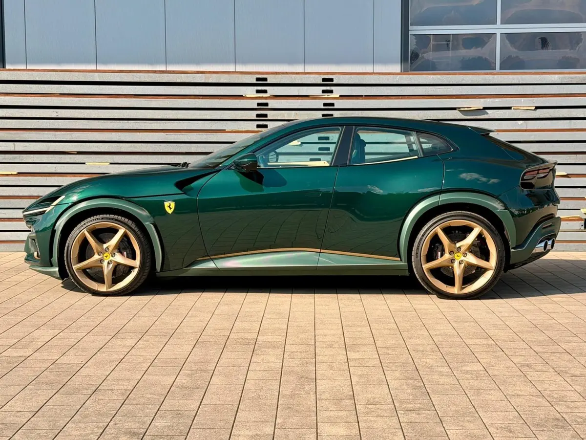 Ferrari Purosangue Atelier 2025 — Nice Luxury Car Rental, Niza. Ferrari Purosangue Atelier in Niza El Ferrari Purosangue Atelier 2025 se ofrece en…