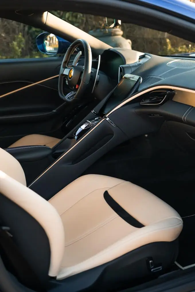 Ferrari Roma 2025, extérieur — Nice Luxury Car Rental, Nice. Ferrari Roma in Nice La Ferrari Roma 2025 fait partie des voitures sport proposées à la…