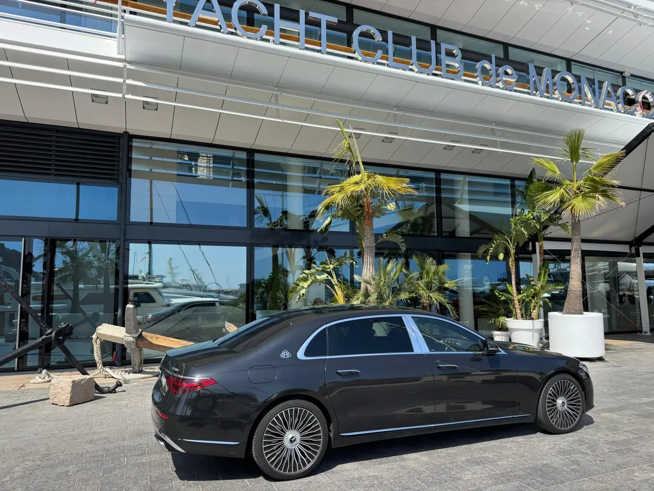 Maybach S580 2023, vue arrière — Nice Luxury Car Rental, Nice. Maybach S580 in Nice La Maybach S580 2023 est proposée à la location à Nice pour les…
