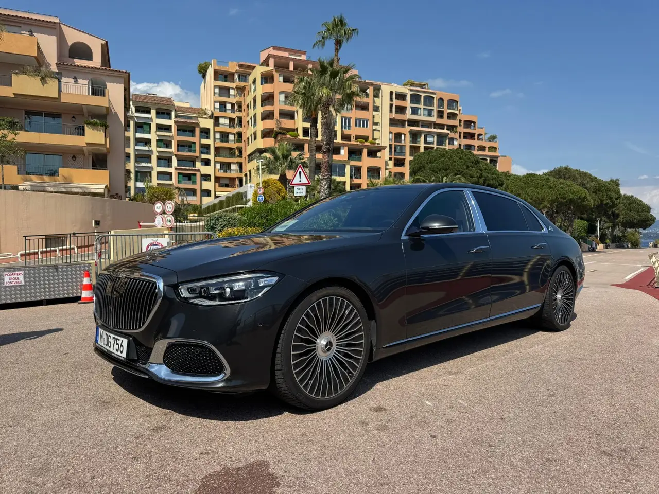 Maybach S580 2023, tableau de bord — Nice Luxury Car Rental, Nice. Maybach S580 in Nice La Maybach S580 2023 est proposée à la location à Nice pour les…