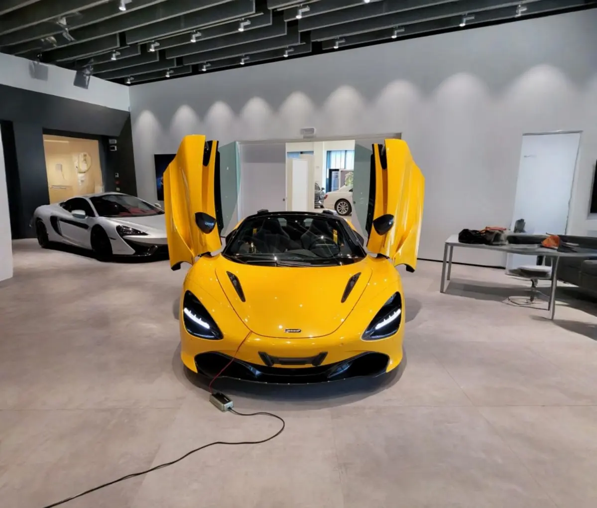 McLaren 720S Spider 2022, extérieur — Nice Luxury Car Rental, Nice. McLaren 720S Spider in Nice La McLaren 720S Spider 2022 fait partie des modèles proposés…