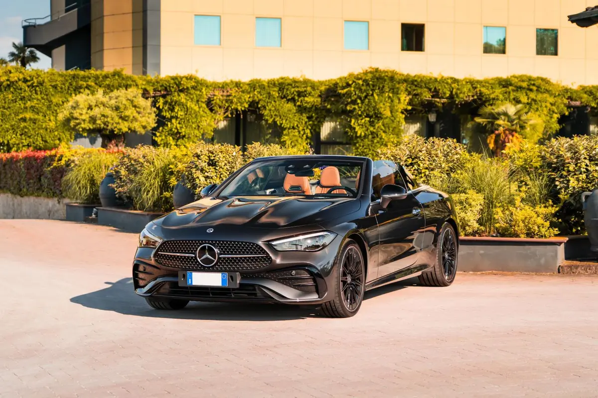 Mercedes Benz CLE 300 Cabriolet AMG Premium 2025, dashboard — Nice Luxury Car Rental, Nice. Mercedes Benz CLE 300 Cabriolet AMG Premium in Nice The Mercedes Benz CLE 300 Cabriolet…