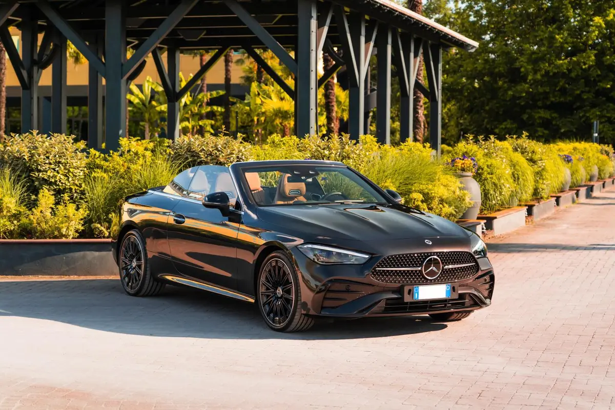 Mercedes Benz CLE 300 Cabriolet AMG Premium 2025 — Nice Luxury Car Rental, Nice. Mercedes Benz CLE 300 Cabriolet AMG Premium in Nice The Mercedes Benz CLE 300 Cabriolet…