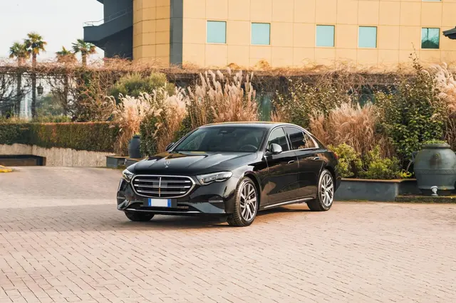 Mercedes Benz E-klasse 220d Premium Plus 2026 — Nice Luxury Car Rental, Nice
