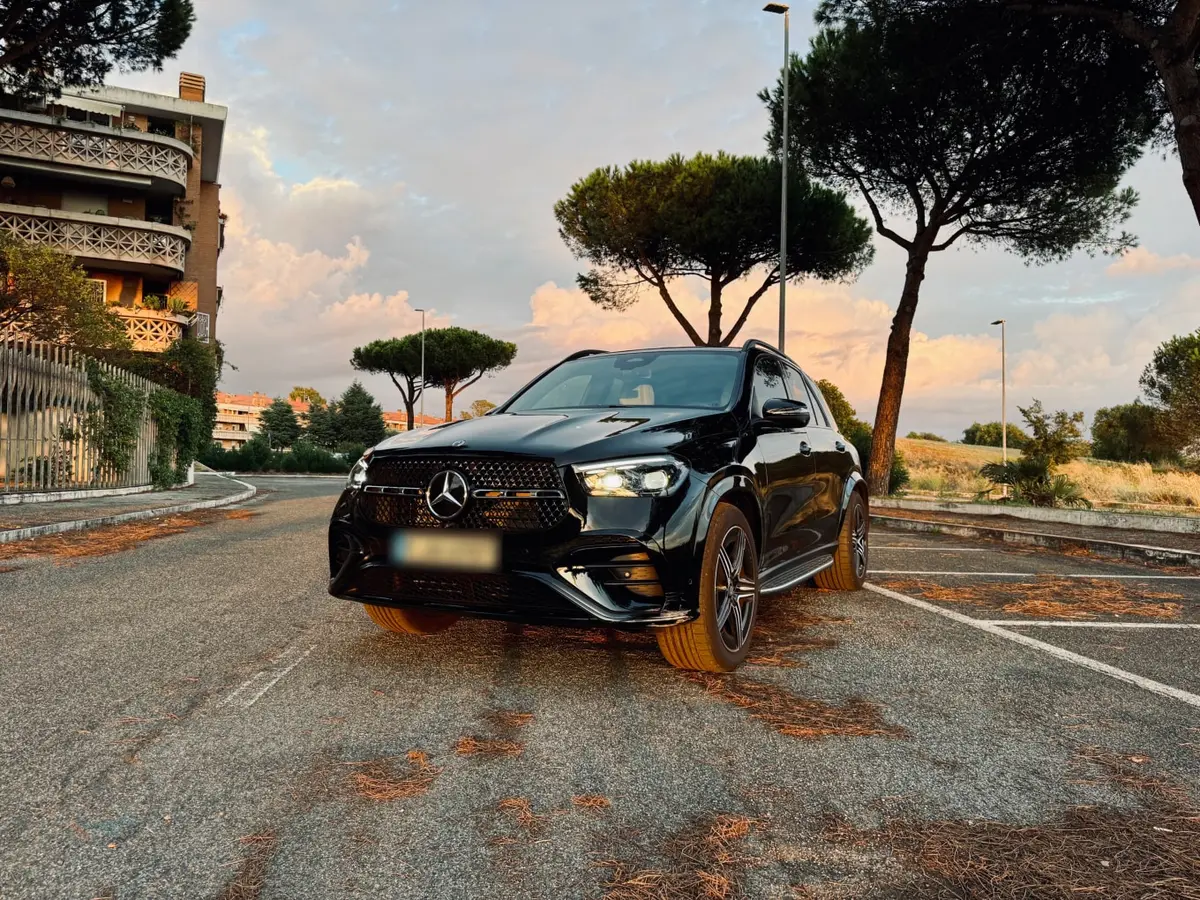 Mercedes Benz GLE 450 AMG 2024 — Nice Luxury Car Rental, Nice. Mercedes Benz GLE 450 AMG in Nice La Mercedes Benz GLE 450 AMG 2024 est proposée à la…