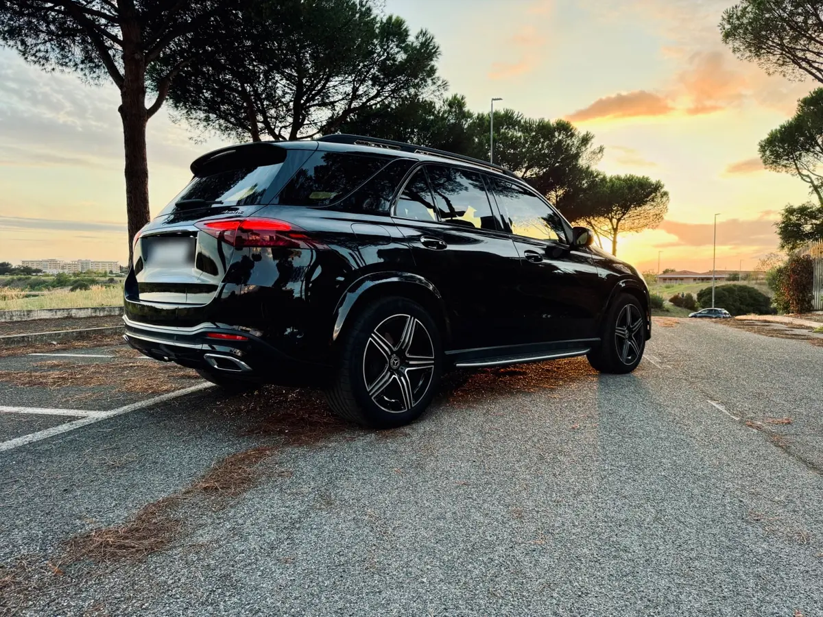 Mercedes Benz GLE 450 AMG 2024, vue avant — Nice Luxury Car Rental, Nice. Mercedes Benz GLE 450 AMG in Nice La Mercedes Benz GLE 450 AMG 2024 est proposée à la…