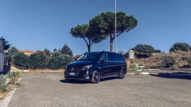 Mercedes Benz V300 4x4 XL VIP (Captain, 7 seat) 2025 — Nice Luxury Car Rental, Nice