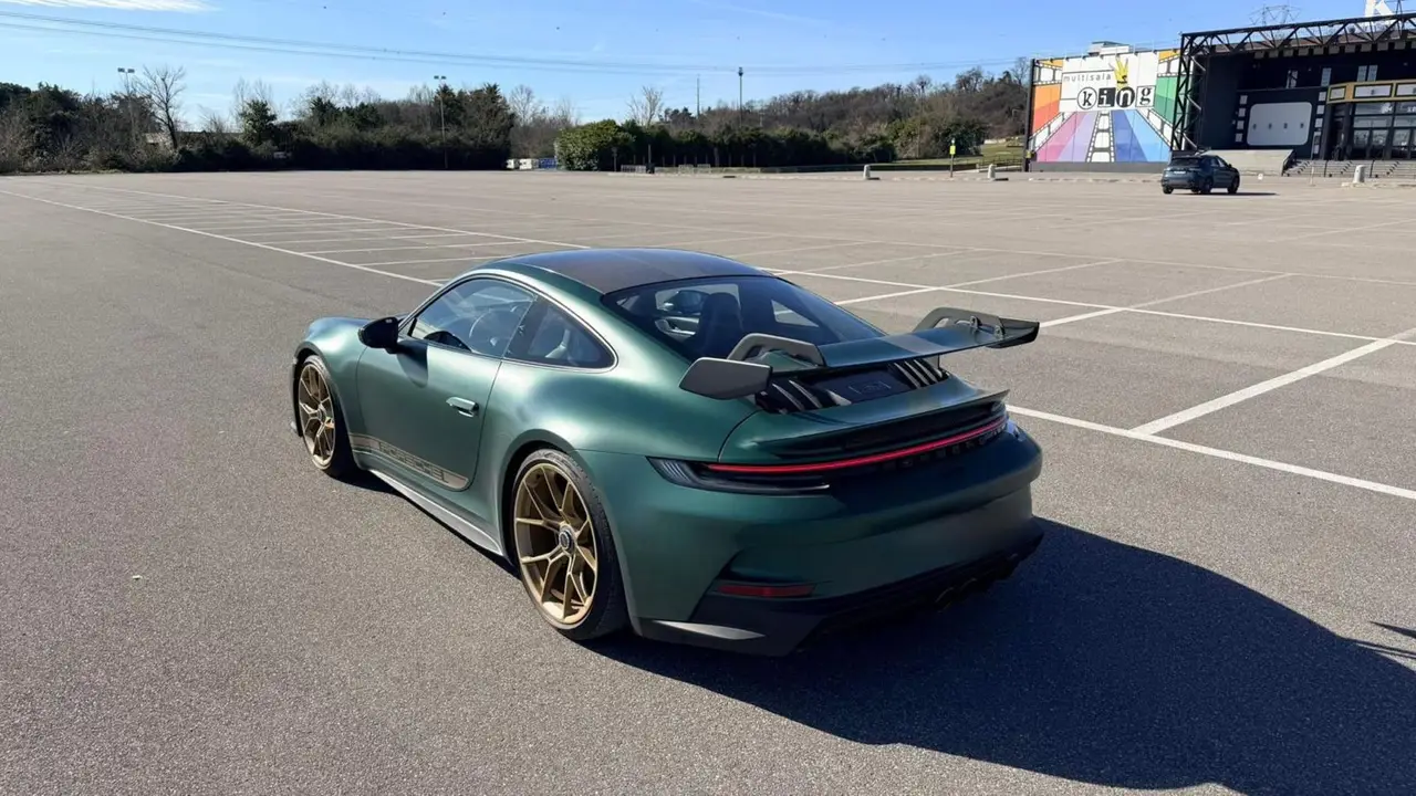 Porsche 911 GT3 2026, vue avant — Nice Luxury Car Rental, Nice. Porsche 911 GT3 in Nice La Porsche 911 GT3 2026 rejoint la sélection de sportives…