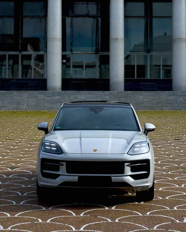 Porsche Cayenne 2025 — Nice Luxury Car Rental, Nice