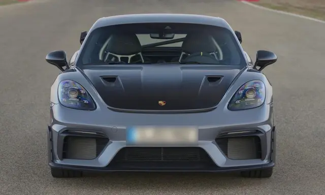 Porsche GT4 RS 2024 — Nice Luxury Car Rental, Niza